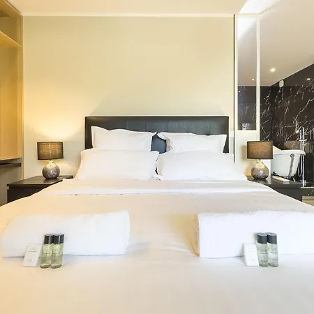 Le First By Winsome Destination