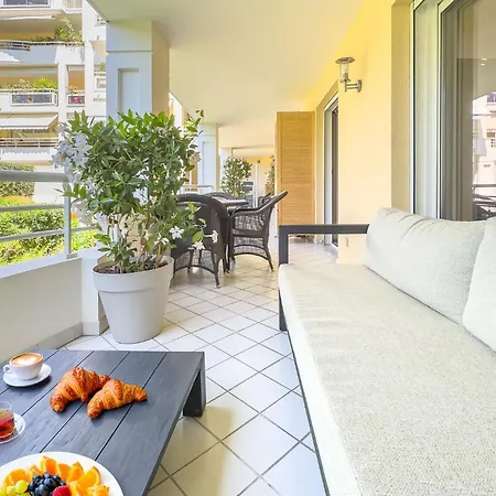 Le First By Winsome Destination Cannes